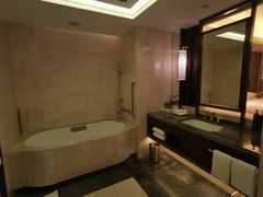 -舟山希尔顿酒店