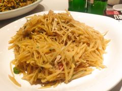 -吴记酱骨炖菜馆(康安路店)