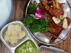 -明洞阿姨·韩式酱蟹烤肉·创意料理(三元桥店)