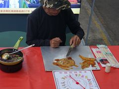 -三亚火车头万人海鲜广场