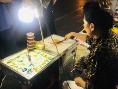 -南湖公园地摊集市