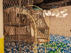 -涨巢·潮玩水疗局