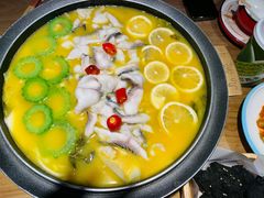 -山城外·非遗酸菜鱼(蜀都万达店)