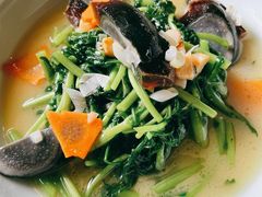 上汤皮蛋茼蒿杆-渔娘渔家丹东海鲜(东直门店)