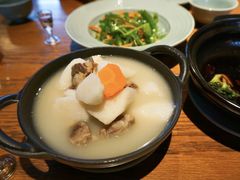 纳西腊排骨炖山药汤-丽江金茂凯悦臻选酒店-滇香馆