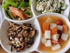 -名吃聚饭庄