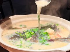 -许爷家·生态湖鲜(徐汇日月光店)