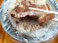 -梁阿婆廿年老牌扣肉糯米饭