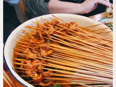 -拈签一笑黄牛肉辣卤串串