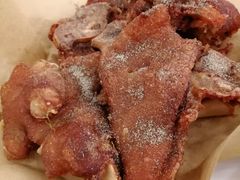 椒盐猪手-侬佳蒸菜馆(听潮店)
