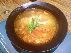 -八月美食小馆(银泰城总店)