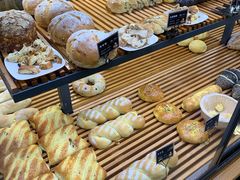 -焙丽拾光(麦凯乐直营店)
