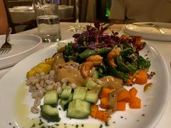嫩菠菜麦仁沙拉-夏朵餐厅(丁香店)