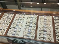 -博士眼镜(沙井京基百纳广场店)