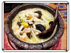 石锅小煮鲜杂菌-敏珠拉姆藏餐·南京厨房(富春江东街店)