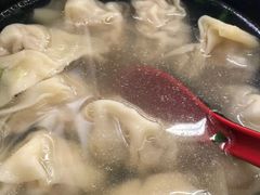 三鲜大馄饨-万寿斋(山阴路店)