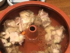 -云海肴·汽锅鸡·云南菜(天山百盛优客店)