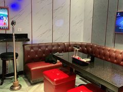 -皇马纯KTV·量贩·聚会(民治店)