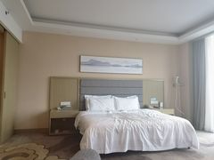 -兴芮温泉度假区