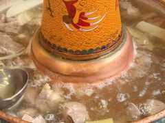 -毛辣果·贵州红酸汤牛肉火锅(西单店)
