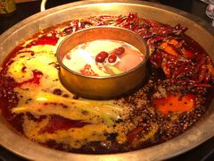 -王婆乔鲜鱼自助火锅(蜀汉路店)