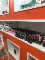 -爱空间美睫健康美甲