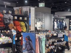 -迪卡侬(环球港店)