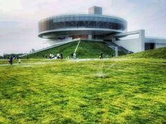 -郑东新区龙湖公共艺术中心