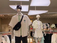 -王府井奥莱临潼小镇(临潼店)