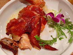 脆皮童子鸡（整只）-新白鹿餐厅(百联中环店)