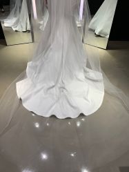 -Vera Wang婚纱礼服旗舰店