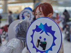 -冰纷万象滑冰场(沈阳万象城店)