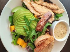 牛油果鸡肉沙拉-Cafe Mersey默西咖啡(平江店)