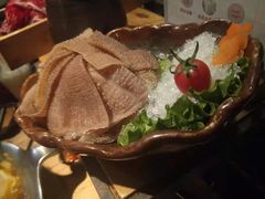 -湊湊火锅·茶憩(杭州湖滨银泰in77店)