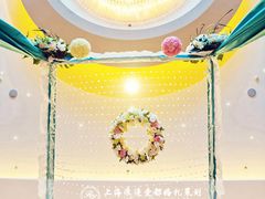 -上海龙之梦万丽酒店