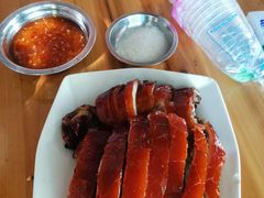 -黄记四更烤乳猪店