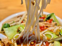 -牛八宝桂林米粉(八里庄店)