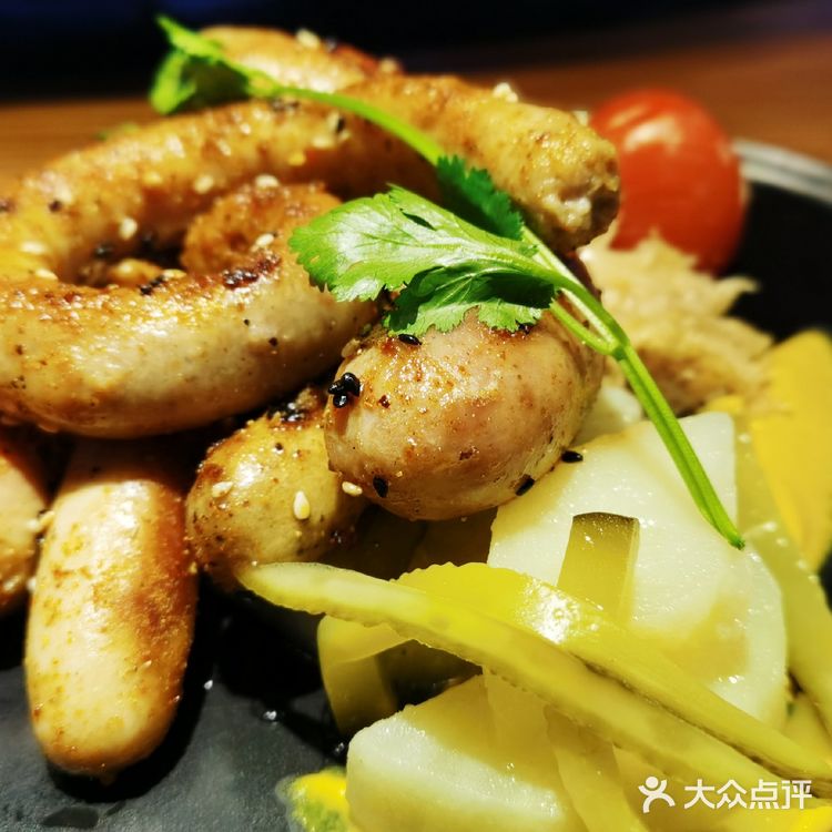 冬日不可错过西式美食   失重餐厅好吃又好玩