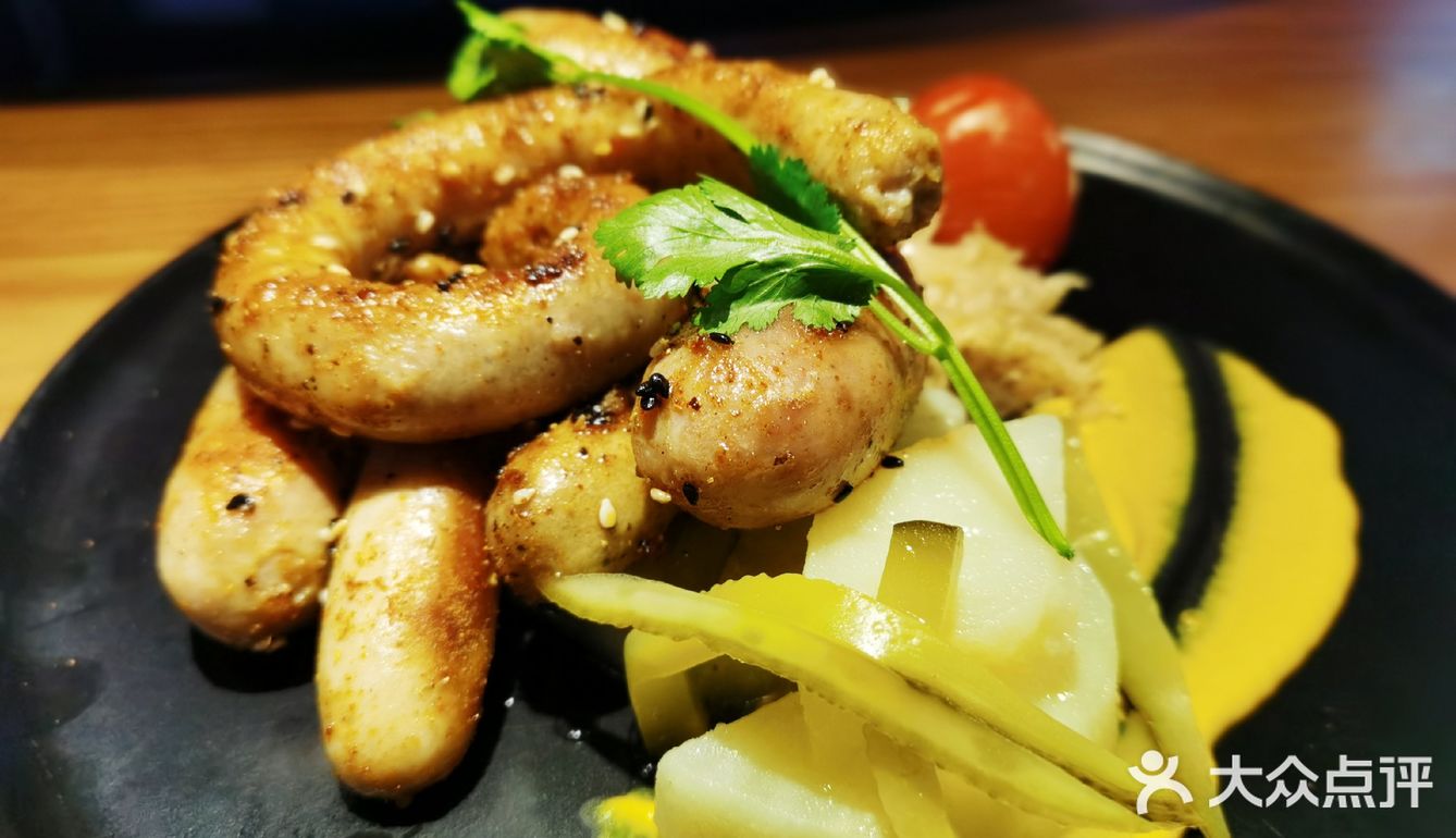 冬日不可错过西式美食   失重餐厅好吃又好玩