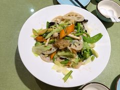 -桃子餐厅·天津菜(王顶堤总店)
