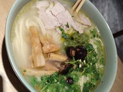 -亮亮拉面(师范路店)