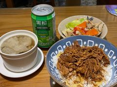 -红猪卤肉饭(大西洋美食城店)