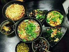 -丽影重庆小面(定西路店)