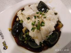 -张大师鸭爪爪特色干锅(南湖店)