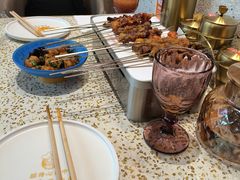 -小董哥烤串·爆汁大油边(故宫店)