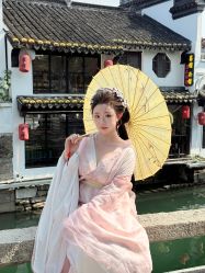 -一揽芳华汉服旗袍体验馆(拙政园店)