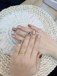 -iU美甲美睫