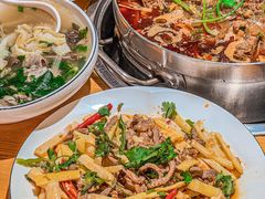 -大众跷脚牛肉馆·非遗传承单位(峨眉山店)