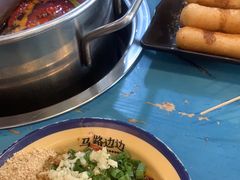 -马路边边串串香形象店(磐石路店)