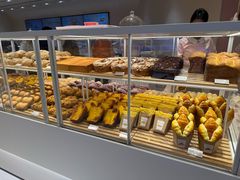 -好利来(上海长宁龙之梦店)